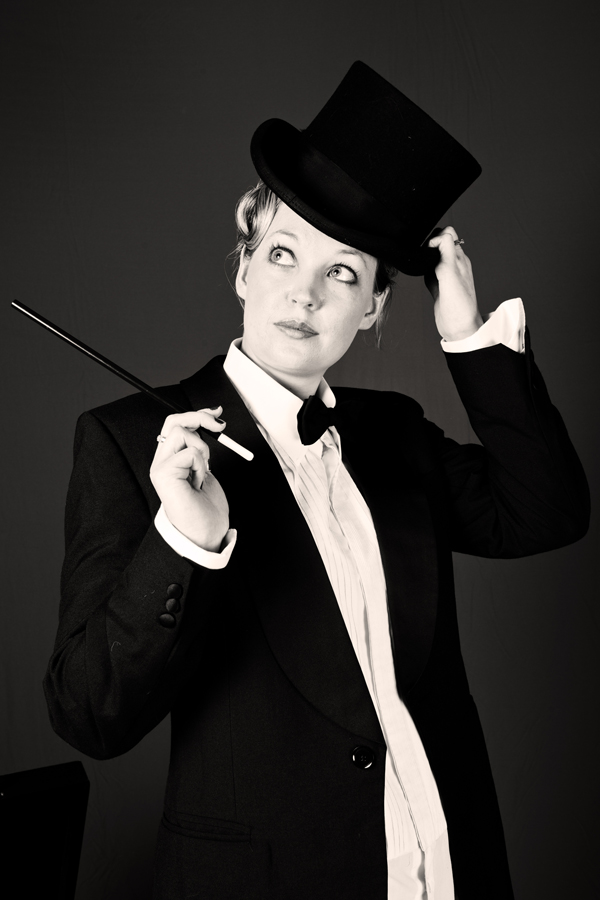 1920s style photo with top hat